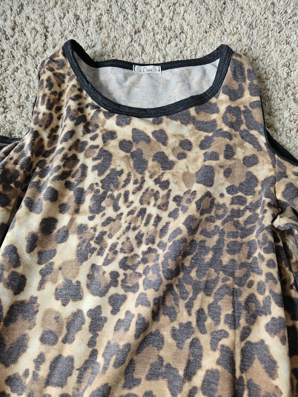 Cold-Shoulder Leopard Print Sweatshirt - Brown/Black